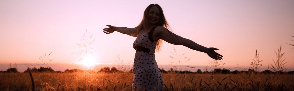 Les synchronicités de l'été : quand l'univers place les bonnes personnes sur votre route